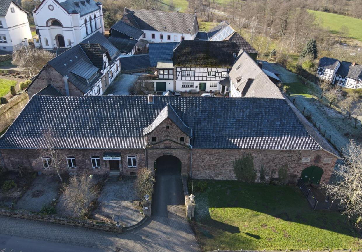 هيمباخ Hostel Burg Hausen المظهر الخارجي الصورة